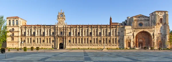 León